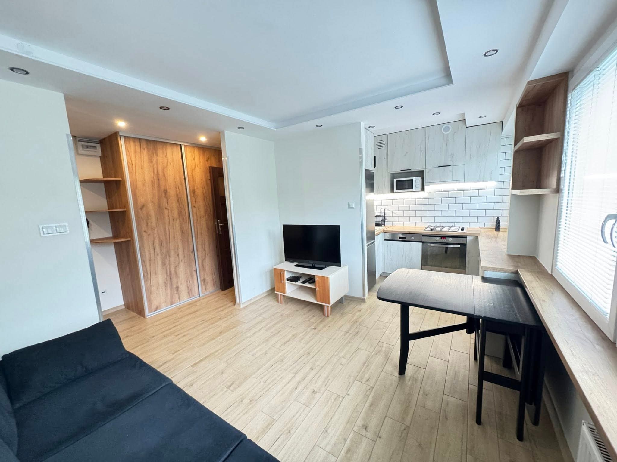 2 pokojowe mieszkanie przy ul. Królowej Jadwigi